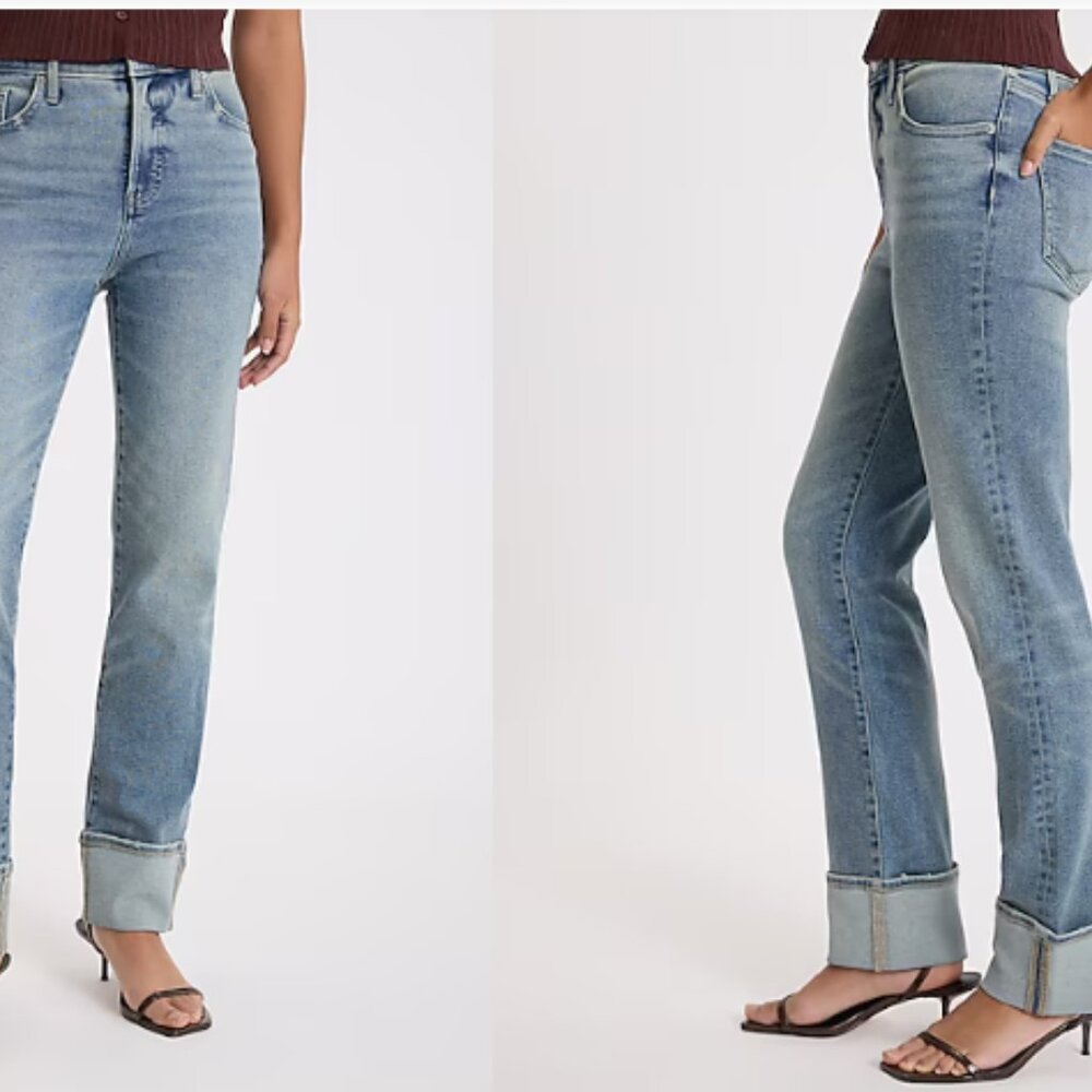 NEW WITH TAG EXPRESS SLIM CUFFED LIGHT WASH JEANS 6 LONG